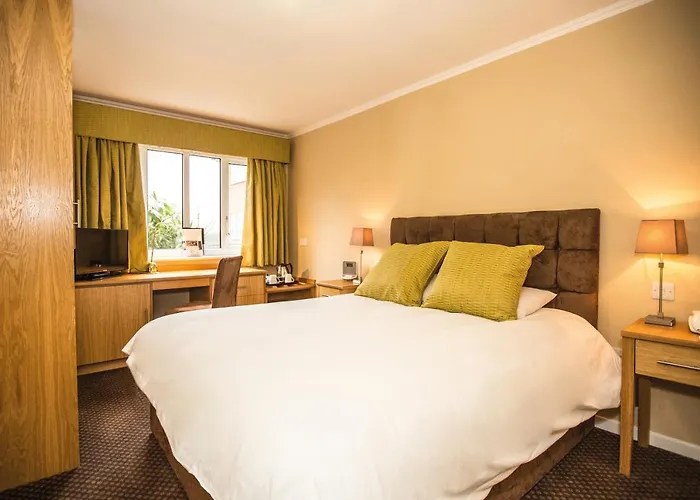 Woodside Hotel, Kenilworth - Warwick