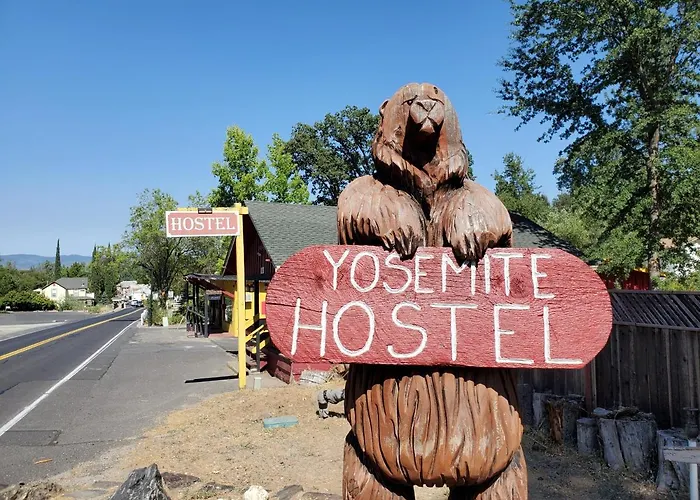 Yosemite International Hostel Groveland