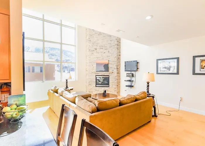 2Br Mountain View With Fireplace, Balcony, W And D Brian Head