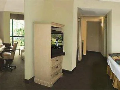 Clarion Hotel Deland