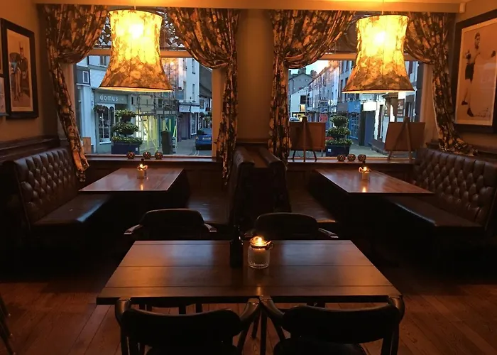 Kings Arms Hotel