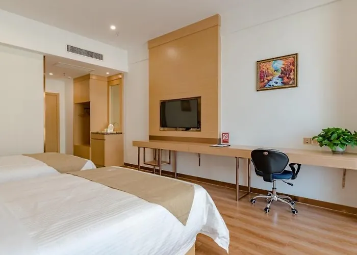 Greentree Inn Taian High-Speed Railway Station Lingshan Avenue Business Hotel
