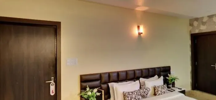 Hotel Madhuvan By Travelkartonline
