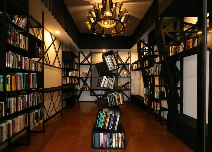 D' La Torre Hotel