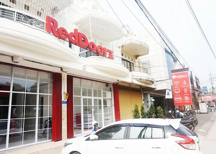 Reddoorz @ Jalan Tanjung Blitar