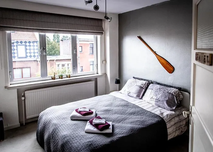 B&B 1 Uit De 100 Gand
