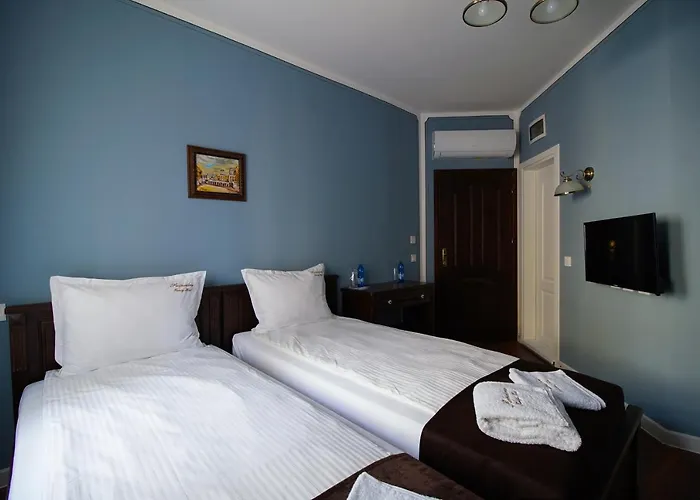 Pulpudeva Family Hotel