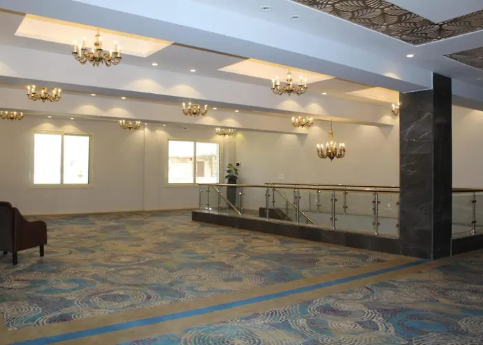 Royal Jewel Al Raml Hotel