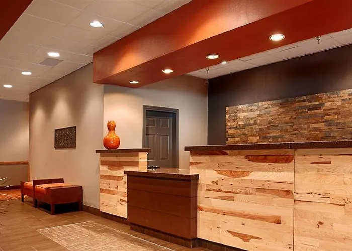Best Western Golden Lion Hotel