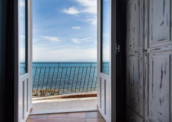 Bed and Breakfast Nereidi Santa Flavia