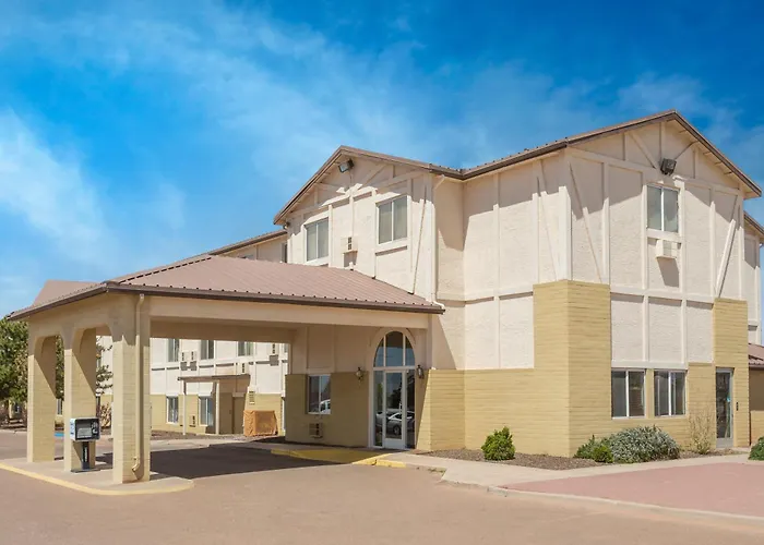 Super 8 By Wyndham Holbrook Hotel
