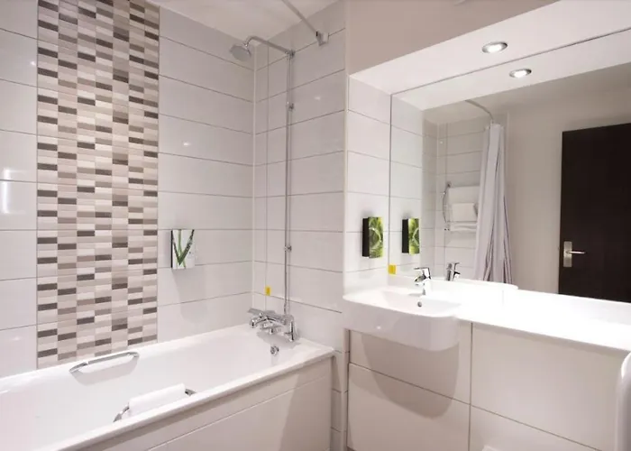 Premier Inn Honiton