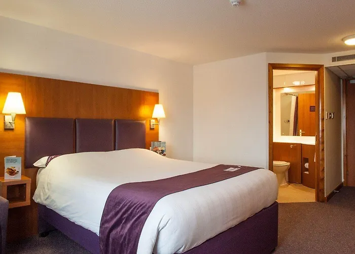 Premier Inn Swansea City Centre