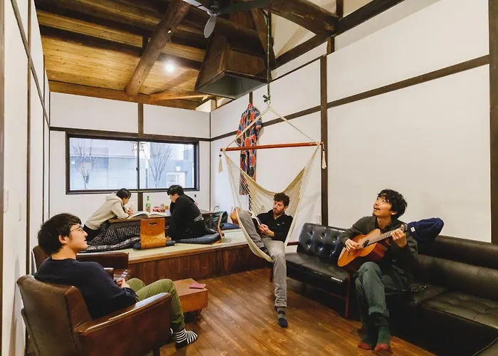 Couch Potato Hostel - Vacation Stay 88235