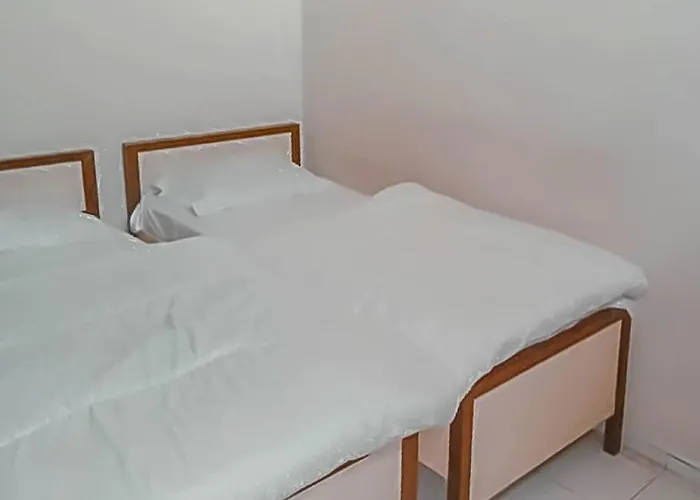 Hotel Vankana Syariah Kuningan Redpartner