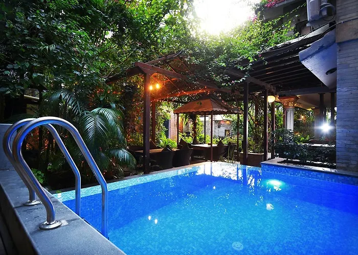 Hotel Middle Path&Spa