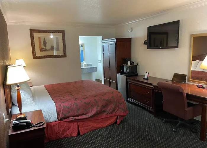 1St Interstate Inn