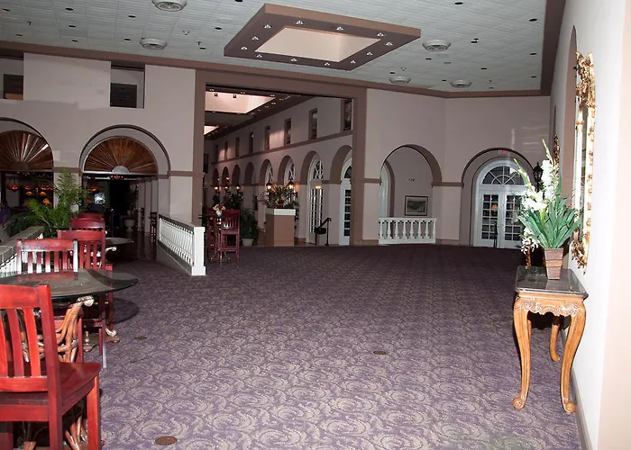 Magnuson Grand Hotel And Conference Center Hammond