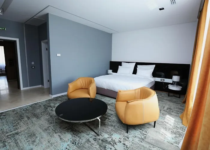 Valentino Rooms