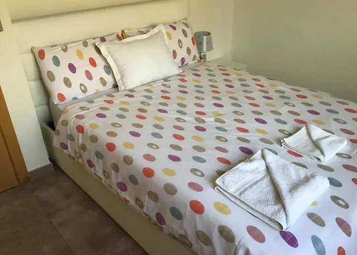 Double Room With Shared Bathroom And Shared Communal Areas R4 L'Alfas del Pi