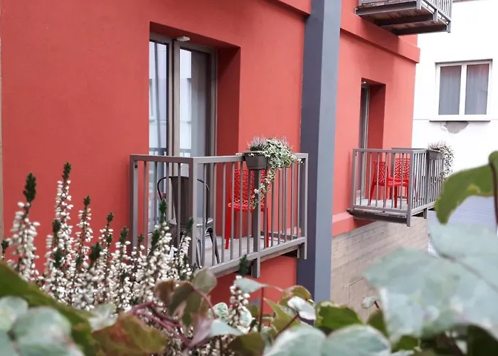Hotel Bed & Rooms , Corte Rossa -1 Min Walk To Bernina Express