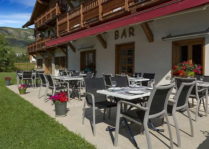 Chalet Htel Le Beausoleil The Originals Relais