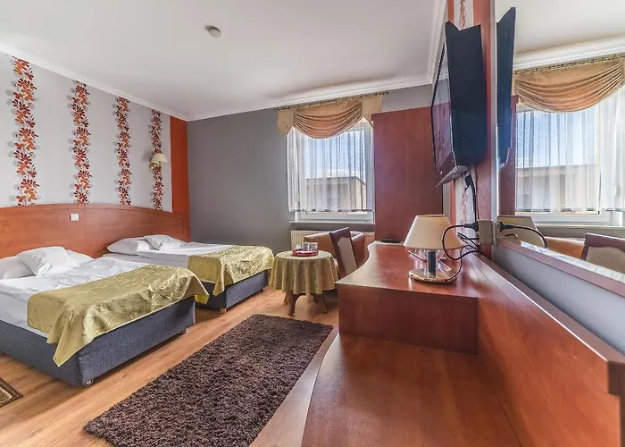Hotel Doris