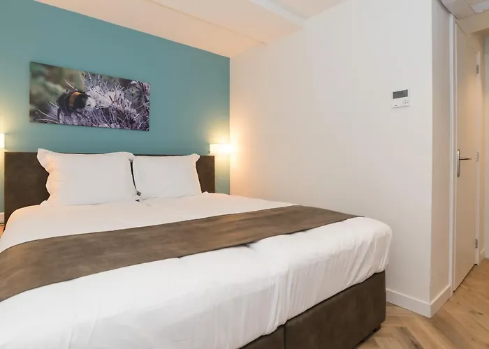 Hof Van Holland Hotel
