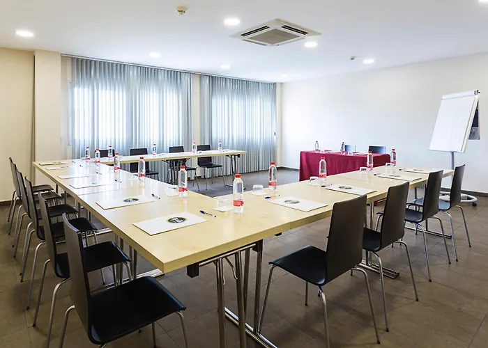 B&B Hotel Madrid Aeropuerto T1 T2 T3