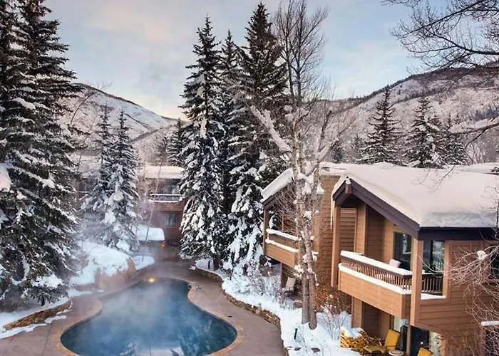 Aspen Downtown Luxury: 3-Bedroom with Pool, Hot Tubs & Game Room
