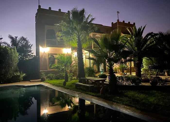 Equi Palace & Spa Near Aeroport