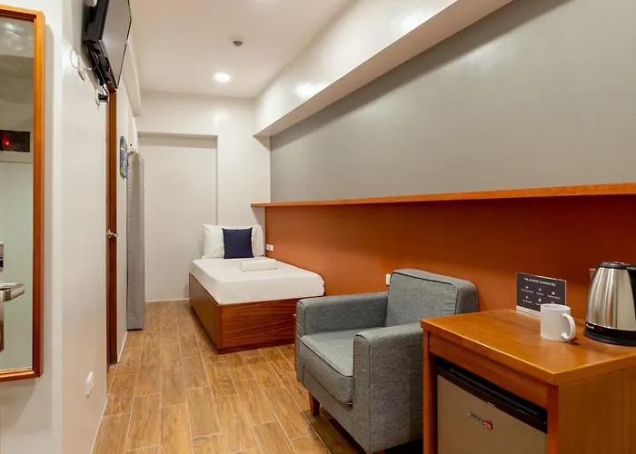 Ihotel Uptown Bgc