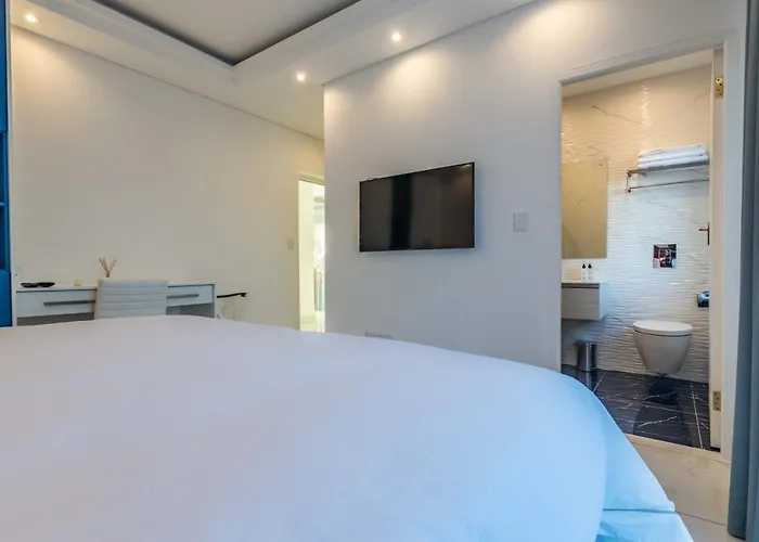 Oceanway Boutique Hotel/Conference