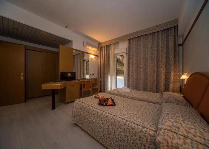 New Petit Hotel