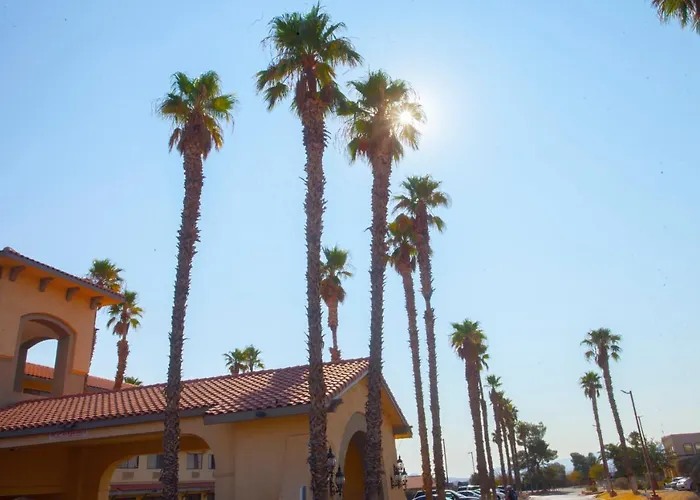 Ramada By Wyndham Barstow