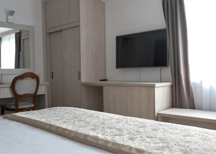 Hotel Consul