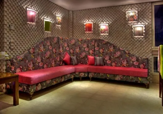Dryades Hotel