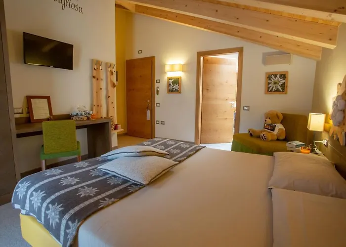 Chalet Tovel - Mountain Lake