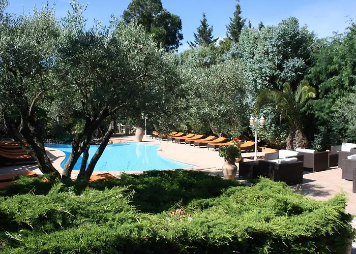 Athenopolis Hotel Grimaud