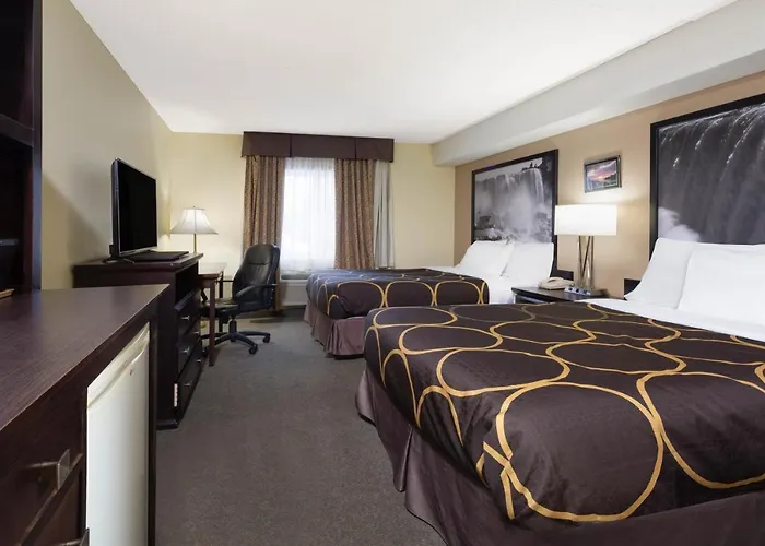Super 8 By Wyndham Niagara Falls By The Falls