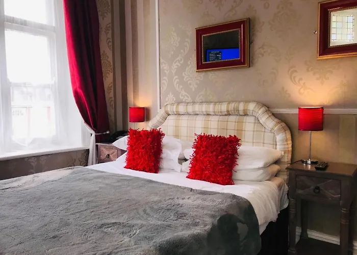 The Hotel Commodore