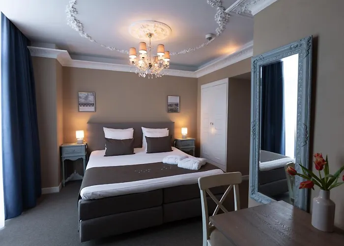 Boutique Hotel Puur Zee - Adults Only