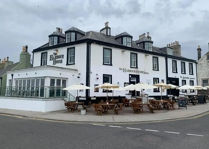 The Harbour House Hotel