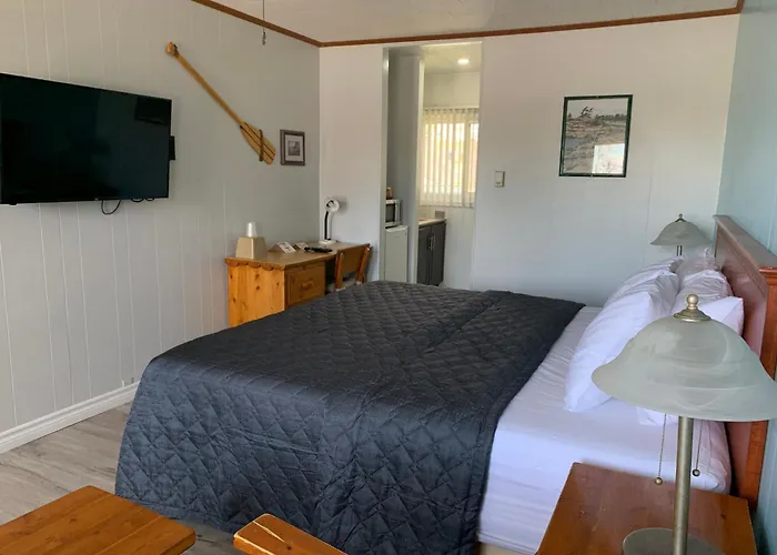 Town & Country Motel