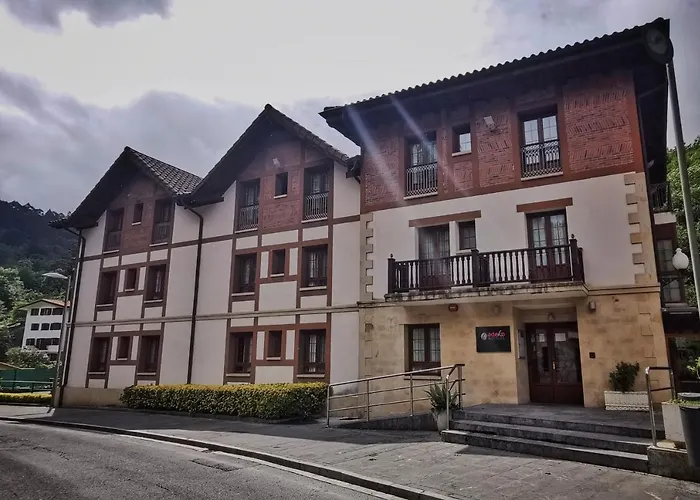 Adeko Hotel