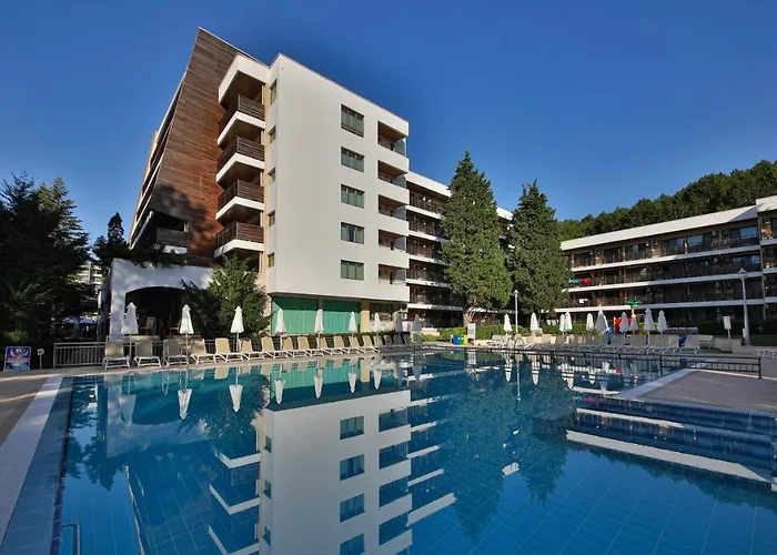 Flamingo Hotel 4*