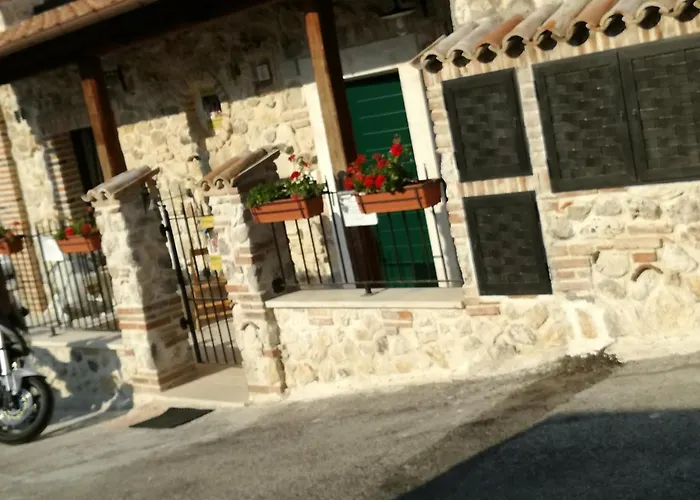 Bed and Breakfast Antico Borgo Ovindoli