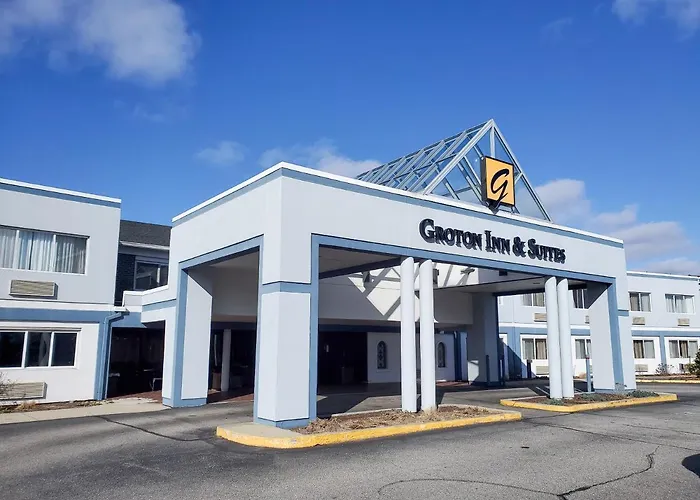 Groton Inn & Suites