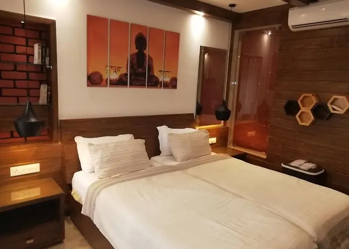 Shivers Oasis Luxury Boutique Resort