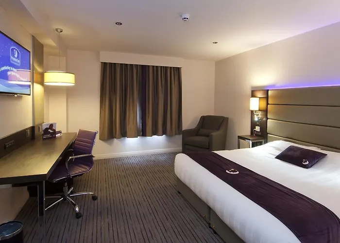 Premier Inn Watford North